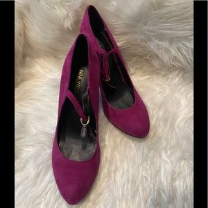 Nine West Mary Jane Suede Pump Size 8